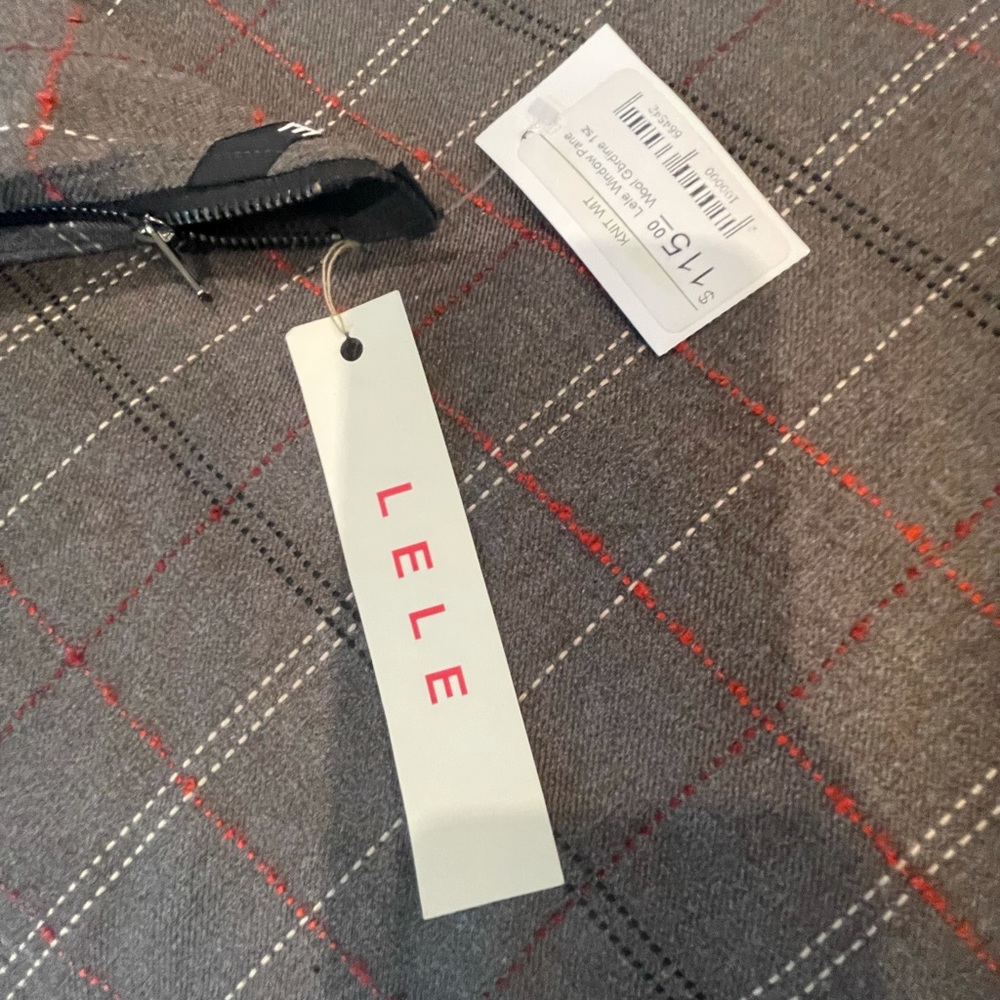 LELE window pane wool gabardine-versatile pashmina